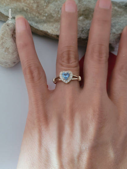 14K Yellow Gold Heart-Shaped Blue Topaz and Cubic Zirconia Ring Size 7, Solid Gold!