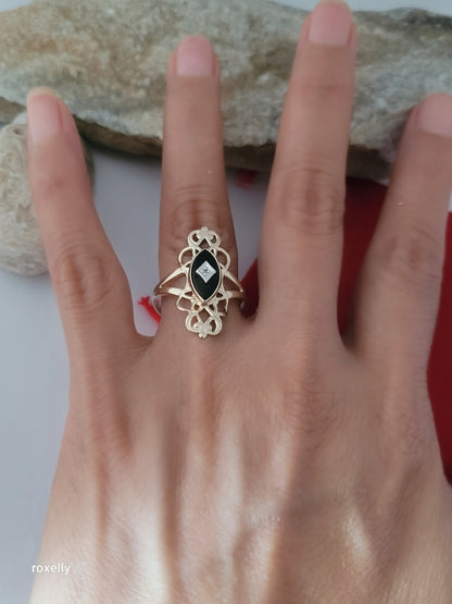 10K Yellow Gold Onyx and Diamond Art-Deco Ring Size 8.25, Solid Gold!