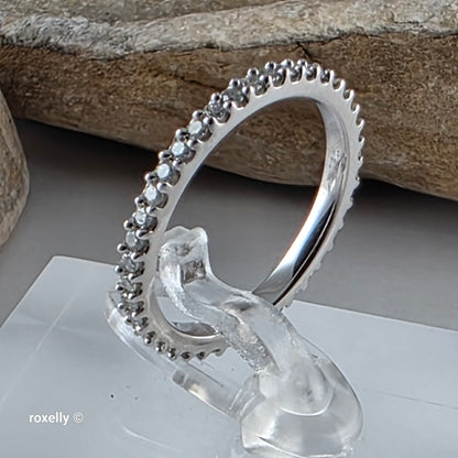 14K White Gold Diamond Infinity Design Ring Size 6, Solid Gold!