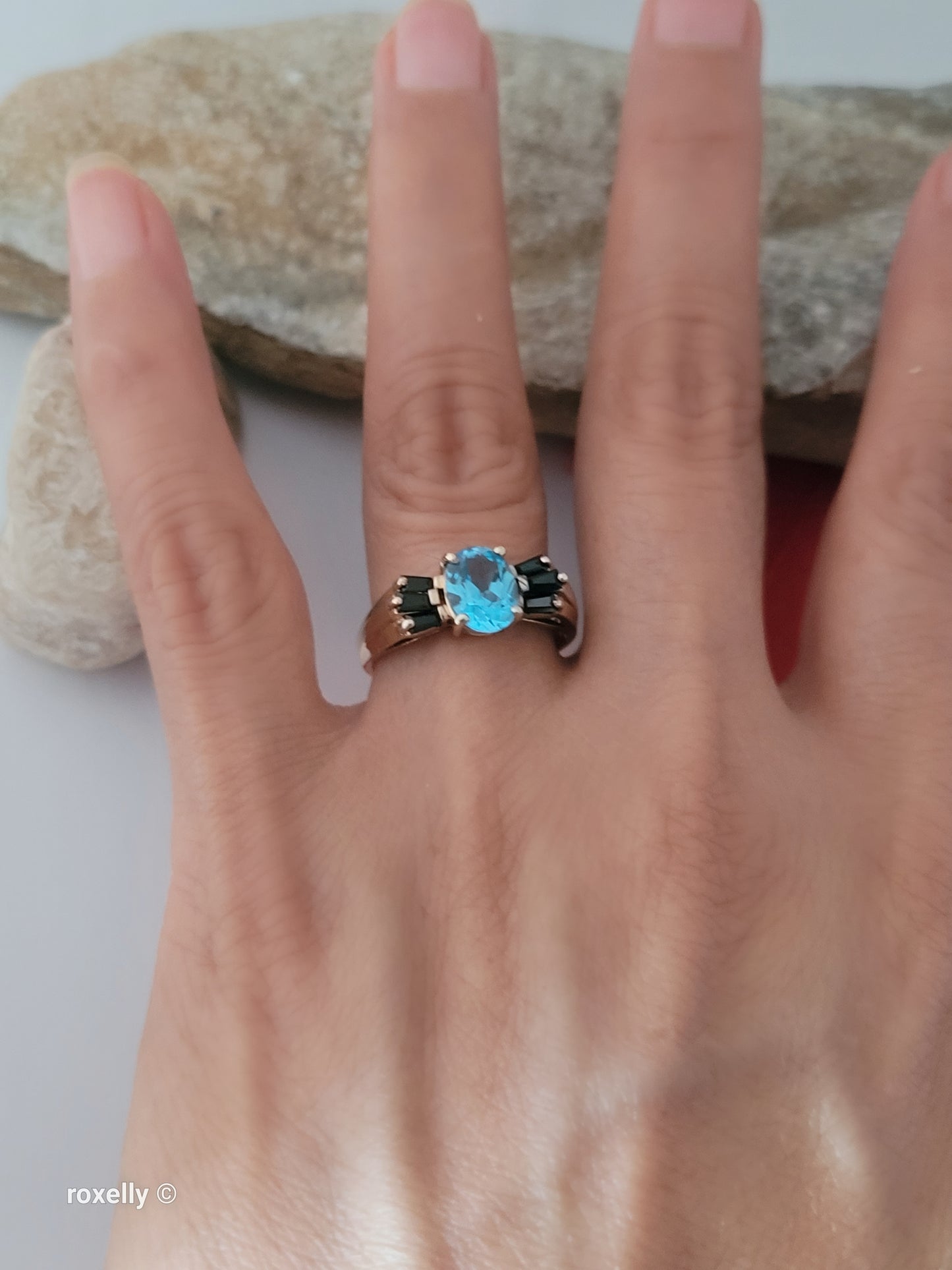 10K Yellow Gold Blue Topaz and Sapphire Cocktail Ring Size 7.25, Solid Gold!