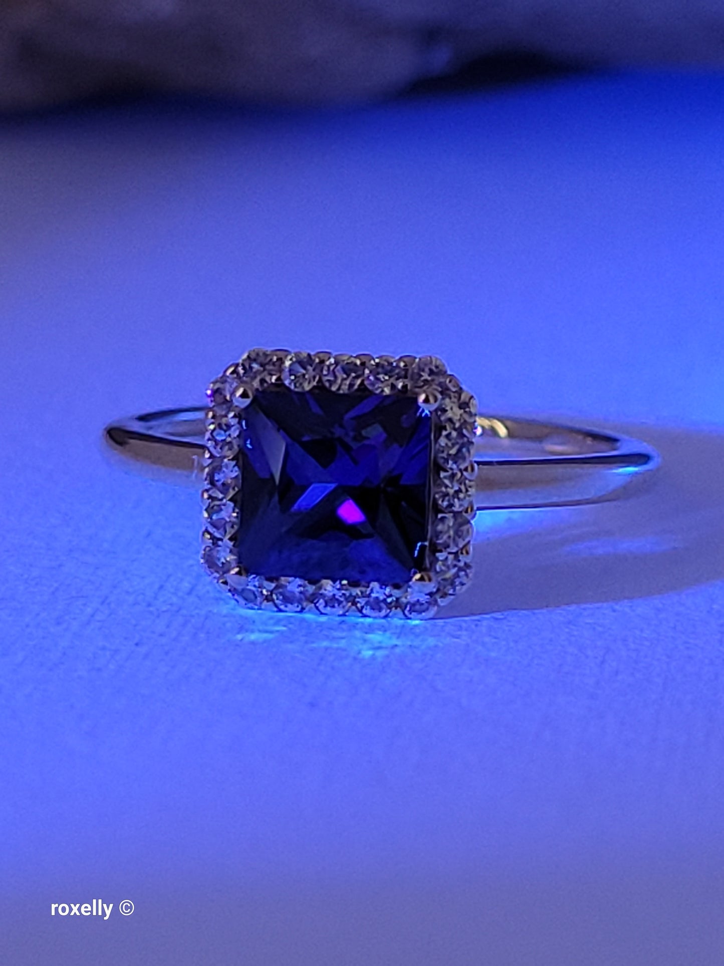 10K Yellow Gold with Blue and White Sapphires Cocktail Ring Size 6, Solid Gold