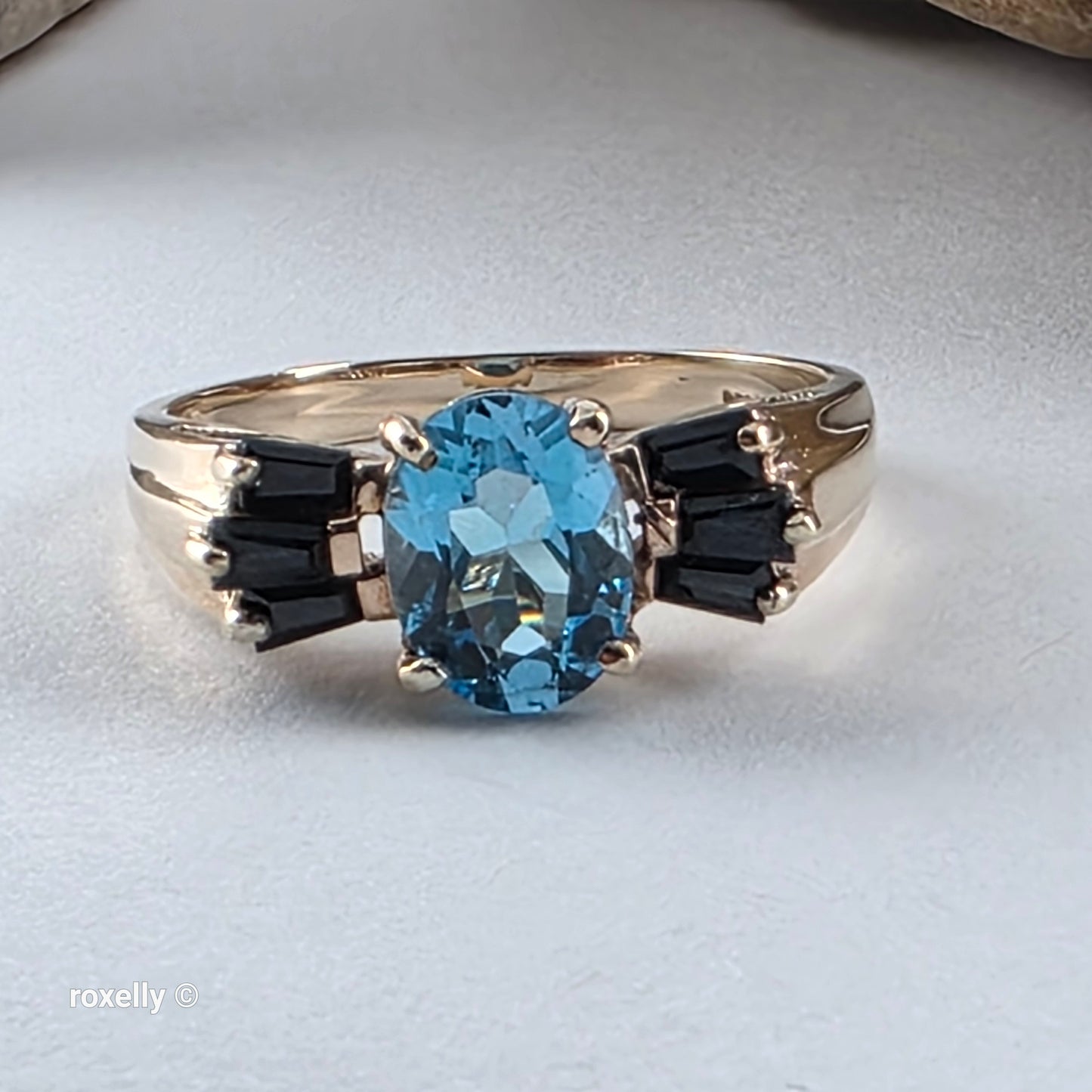 10K Yellow Gold Blue Topaz and Sapphire Cocktail Ring Size 7.25, Solid Gold!