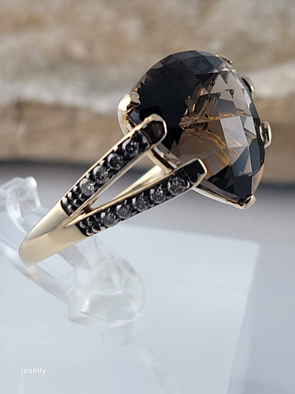 14K Yellow Gold Le Vian Smoky Topaz and Genuine Vanilla Diamonds Cocktail Ring Size 7.5 - Solid Gold!