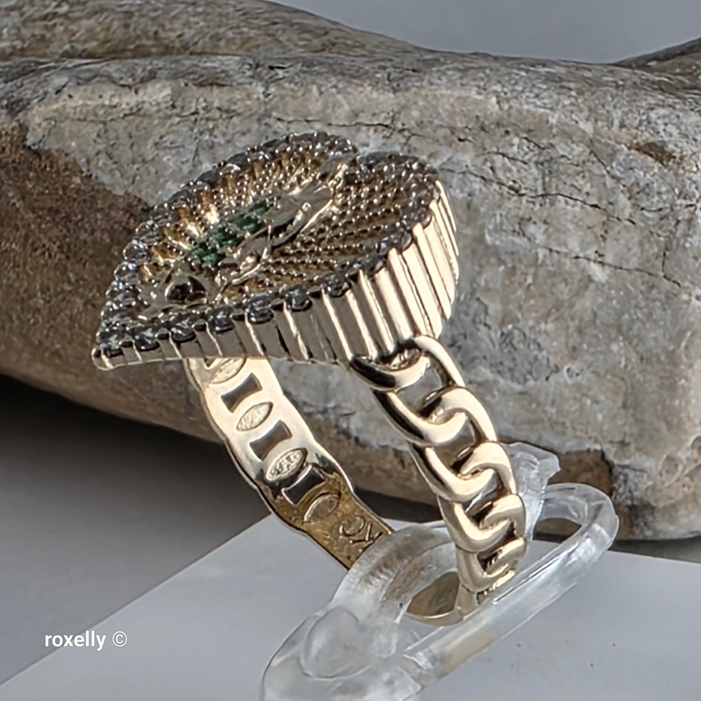 14K Yellow Gold, Heart-Shaped Lady of Guadalupe with Green and White Cubic Zirconia Ring Size 8, Solid Gold!