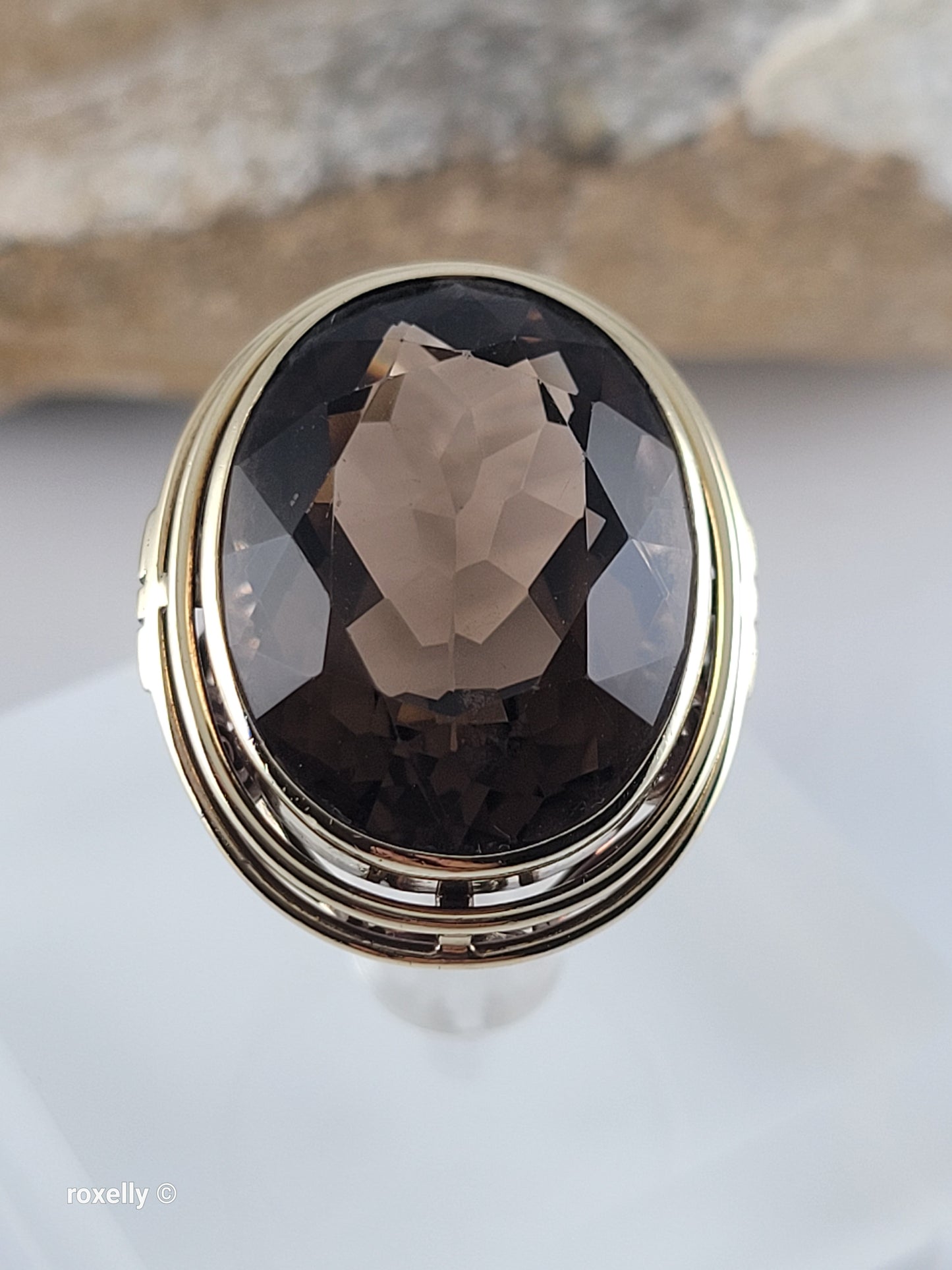 14K Gorgeous Yellow Gold Smoky Topaz Cocktail Ring Size 6, Solid Gold!
