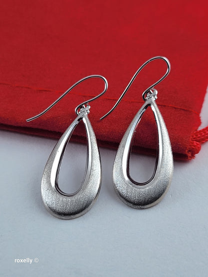 14K White Gold Lightweight Small Comfortable Brushed Finish Earrings!