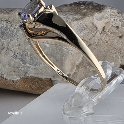 10K Yellow Gold Tanzanite and Diamond Ring Size 9.25, Solid Gold!