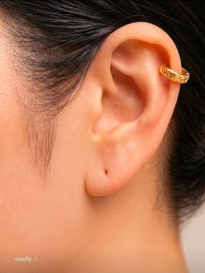 18K Solid Yellow Gold Diamond-Cut Small Single Italian Hoop / Cartilage Hoop