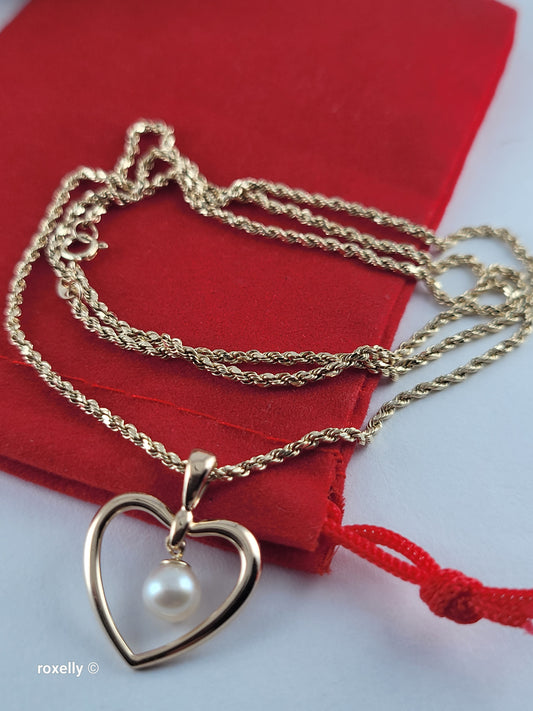 14K Yellow Gold Diamond Cut Rope Chain and Fresh-Water Pearl Heart Pendant!