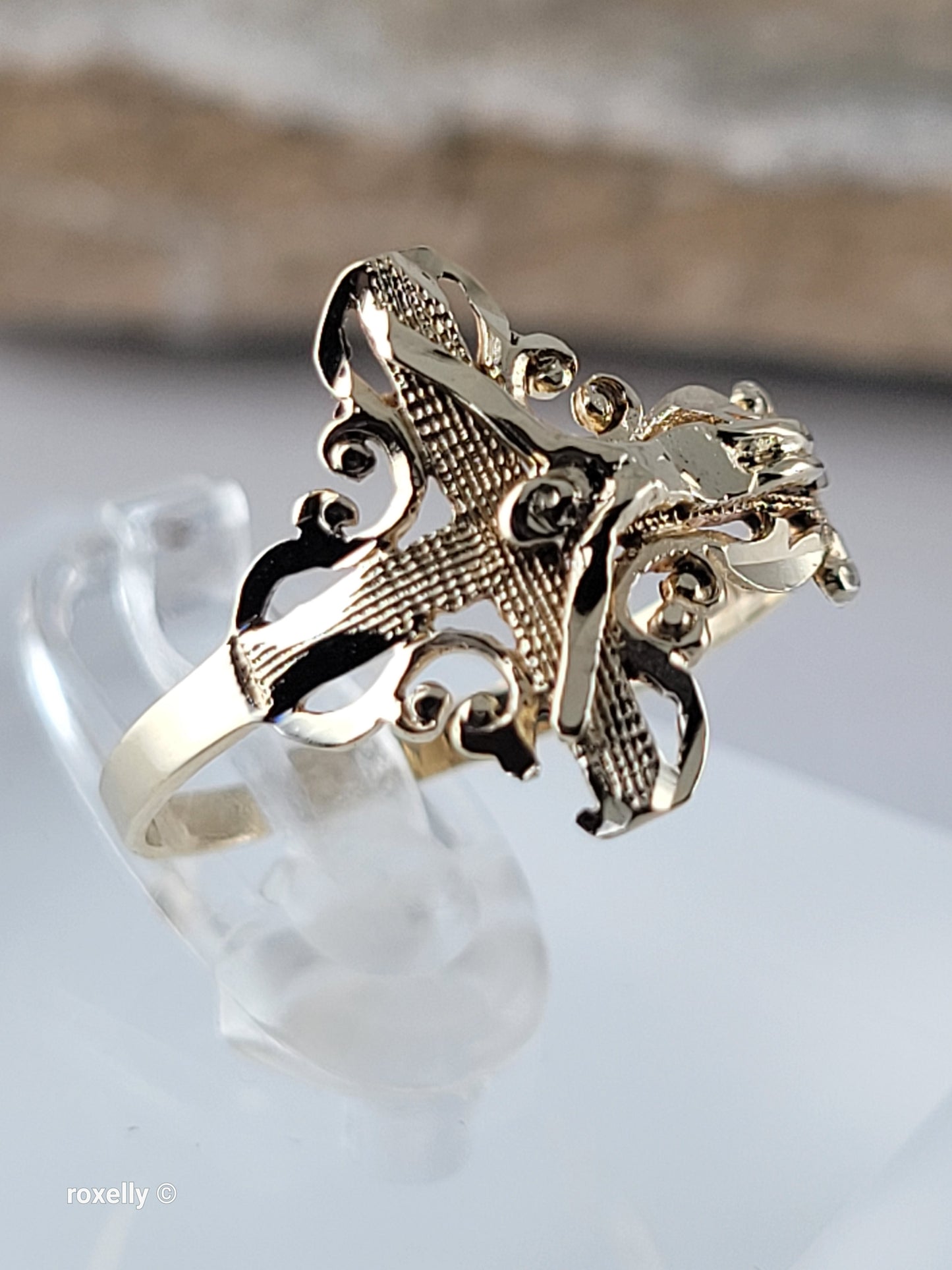 10K Yellow Gold Crucifix Design Ring, Size 6.75, Solid Gold