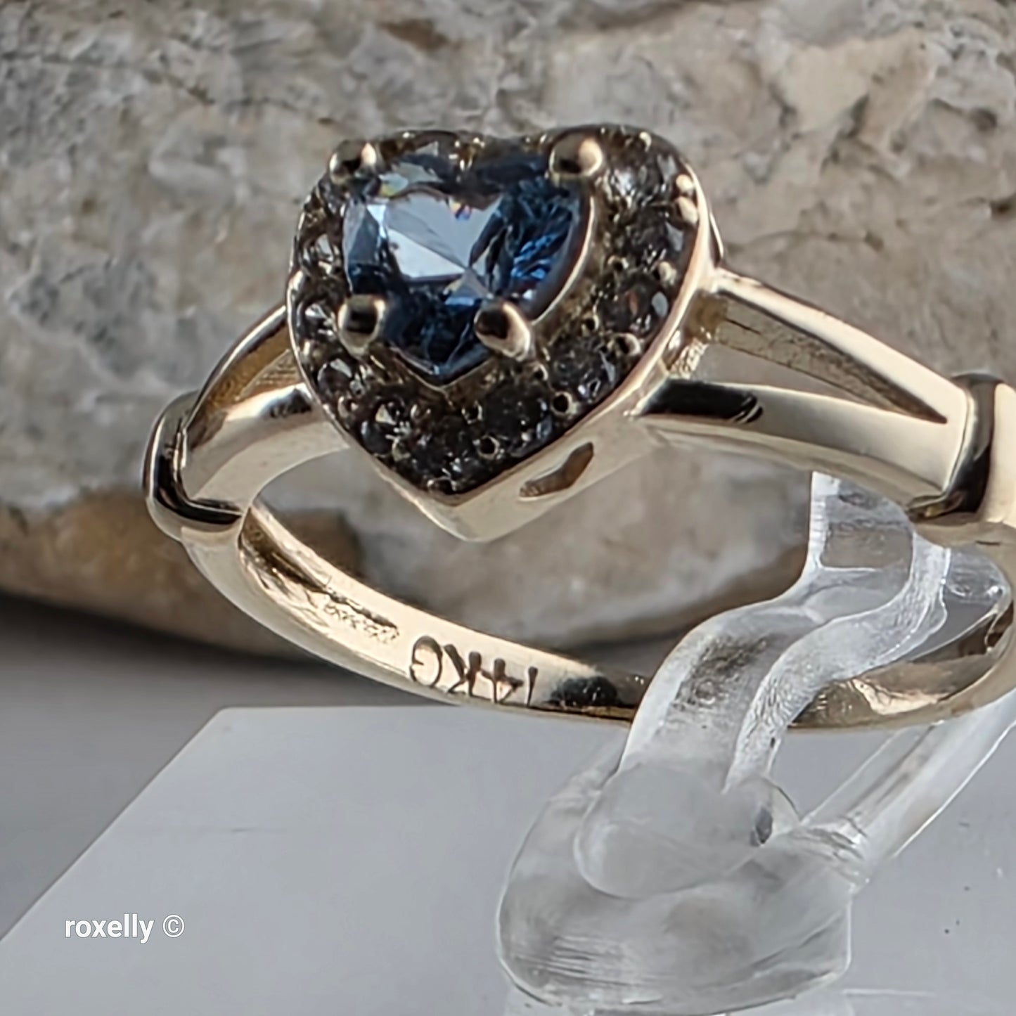 14K Yellow Gold Heart-Shaped Blue Topaz and Cubic Zirconia Ring Size 7, Solid Gold!